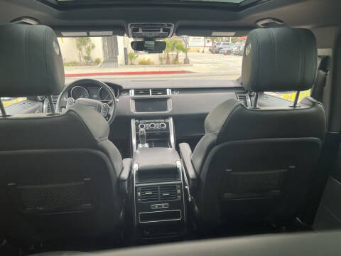 2017 Land Rover Range Rover Sport HSE