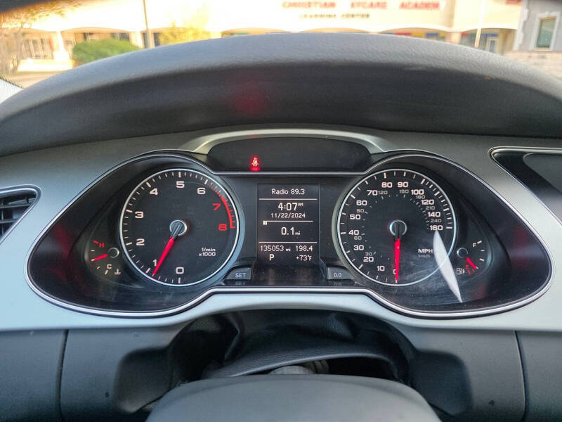 2016 Audi A4 2.0T quattro Premium