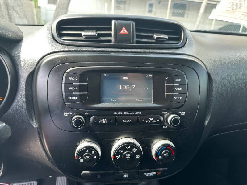 2016 Kia Soul +