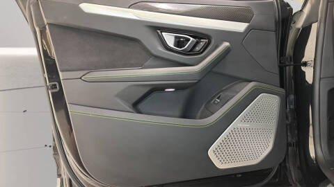 2020 Lamborghini Urus