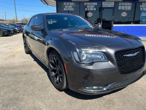 2019 Chrysler 300 for sale at Cow Boys Auto Sales LLC in Garland TX