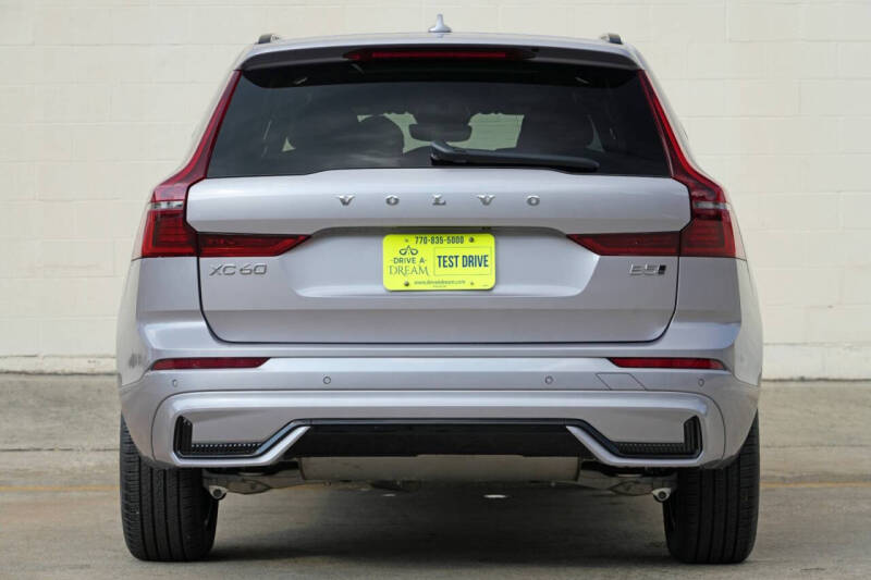 2026 Volvo XC60 B5 Core