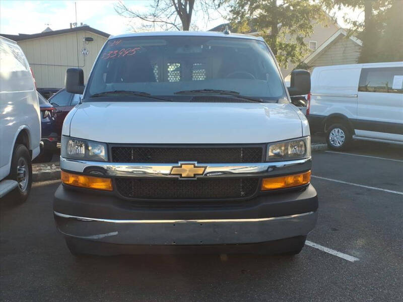2024 Chevrolet Express 2500
