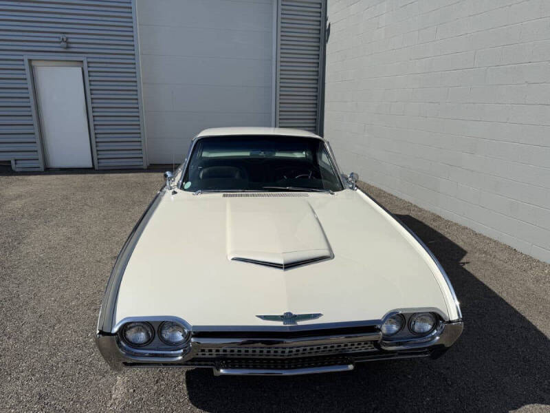 1962 Ford Thunderbird