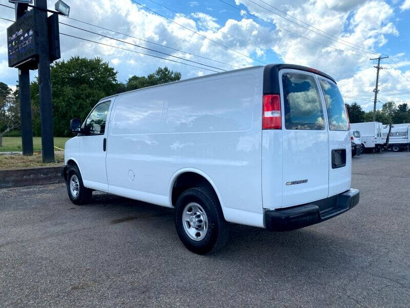 2019 Chevrolet Express 2500