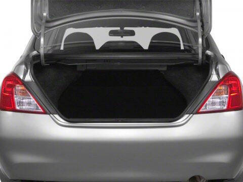 2013 Nissan Versa 1.6 SV