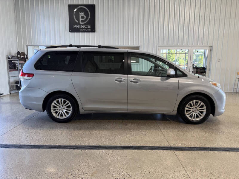 2014 Toyota Sienna
