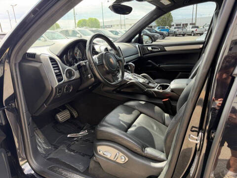 2013 Porsche Cayenne GTS