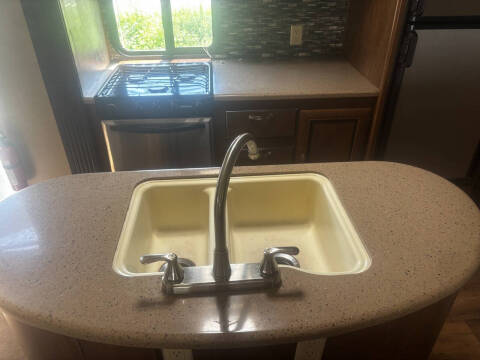 2017 Forest River 31 BKIS Wildwood