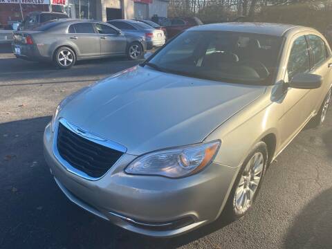 2013 Chrysler 200 for sale at Right Place Auto Sales in Indianapolis IN