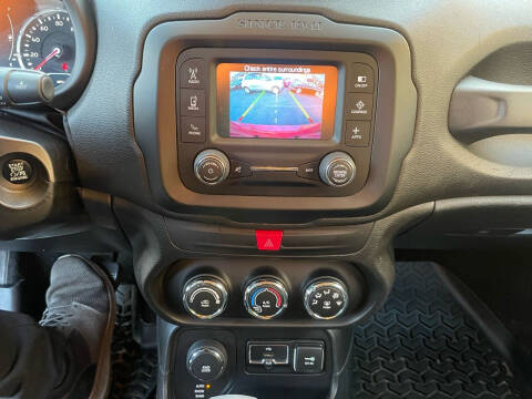 2016 Jeep Renegade Latitude 75th Anniversary