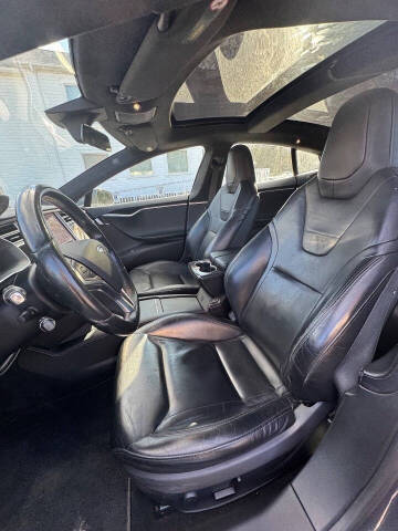 2016 Tesla Model S 75D