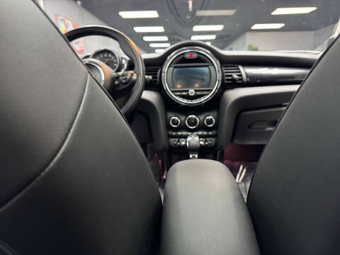 2019 MINI Hardtop 4 Door Cooper