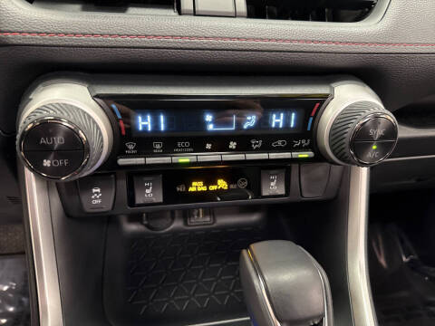 2024 Toyota RAV4 Prime SE