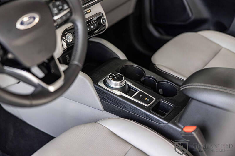 2024 Ford Escape Platinum