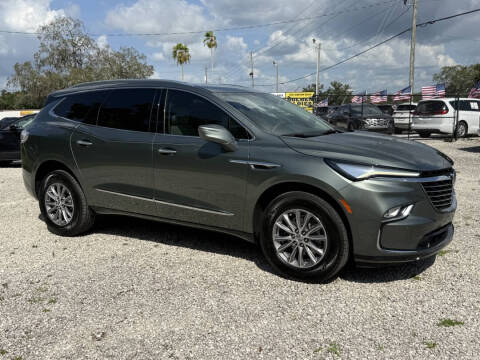 2023 Buick Enclave Essence
