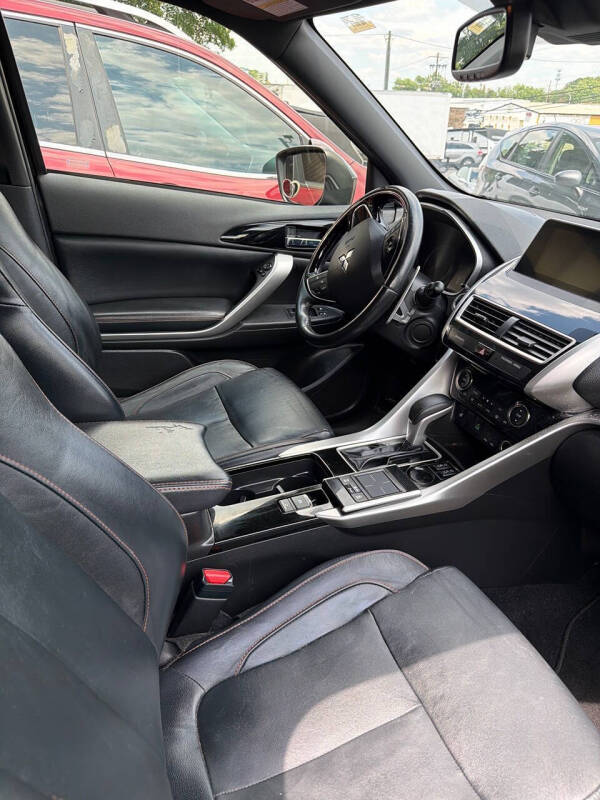 2020 Mitsubishi Eclipse Cross SE