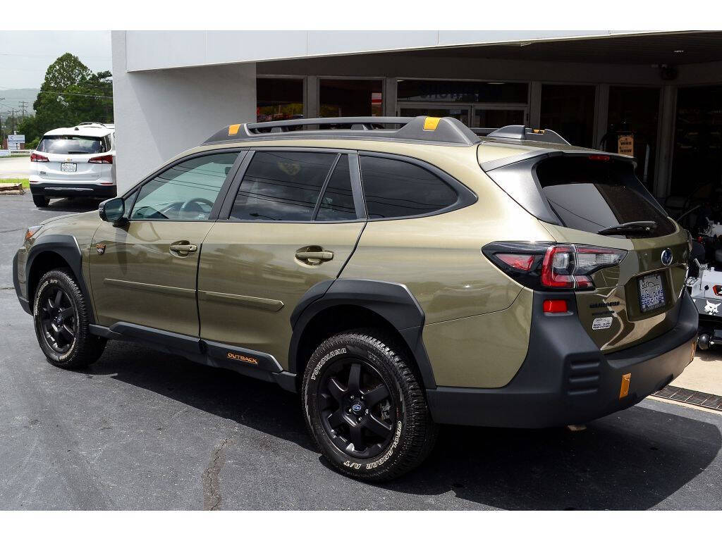 2024 Subaru Outback for sale at EARL DUFF PRE-OWNED CENTER in Harriman, TN