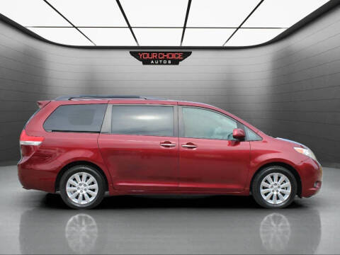 2014 Toyota Sienna XLE 7-Passenger