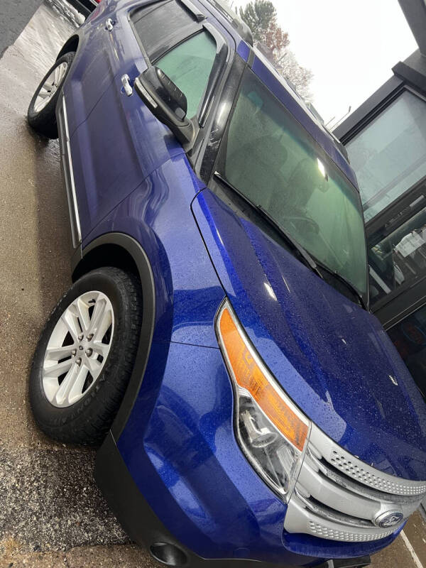 2014 Ford Explorer XLT's photo