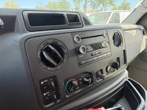 2010 Ford E-Series E-350 SD XL