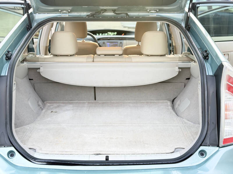 2013 Toyota Prius Four