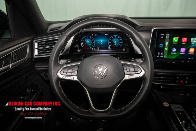 2024 Volkswagen Atlas Cross Sport SE 4Motion