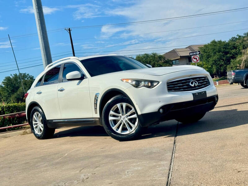 2011 Infiniti FX35