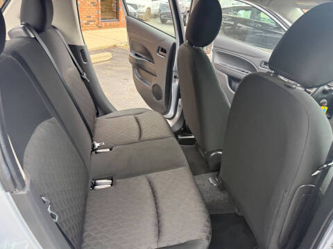 2024 Mitsubishi Mirage ES