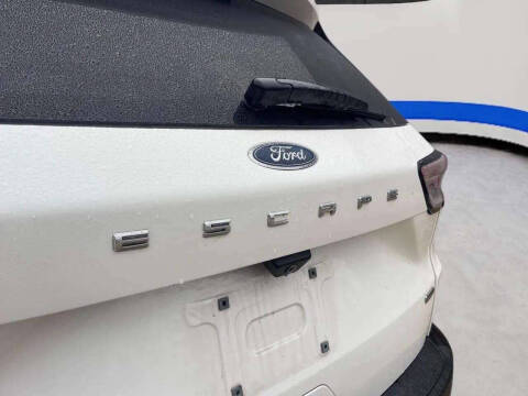 2020 Ford Escape Hybrid SE Sport