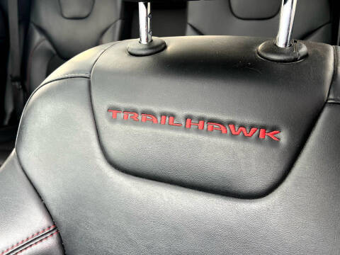 2020 Jeep Cherokee Trailhawk
