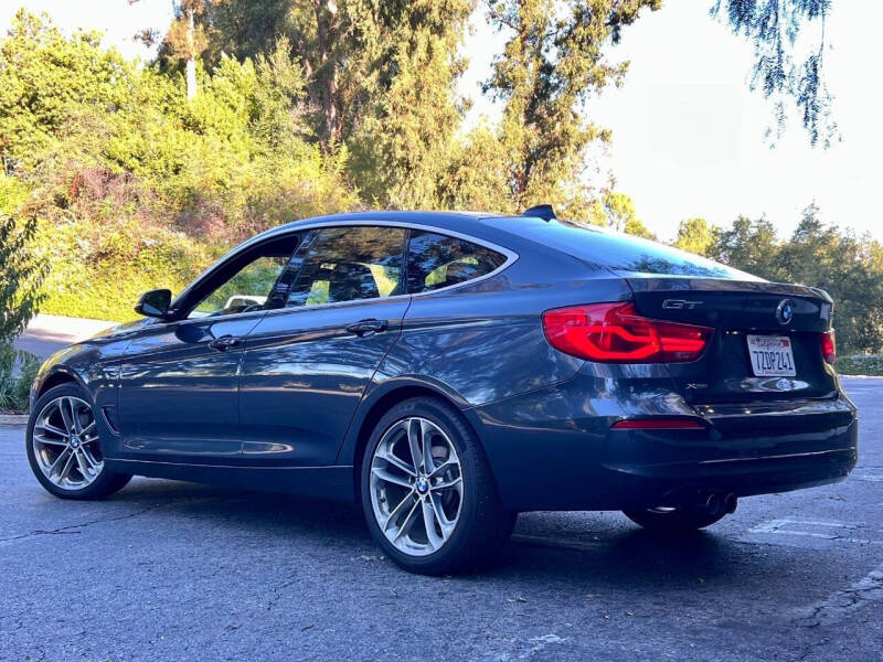 2017 BMW 3 Series 330i xDrive Gran Turismo