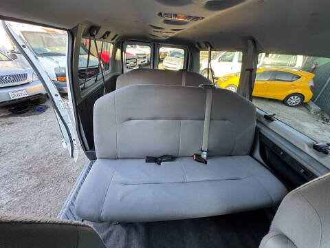 2009 Ford E-Series E-150 XL