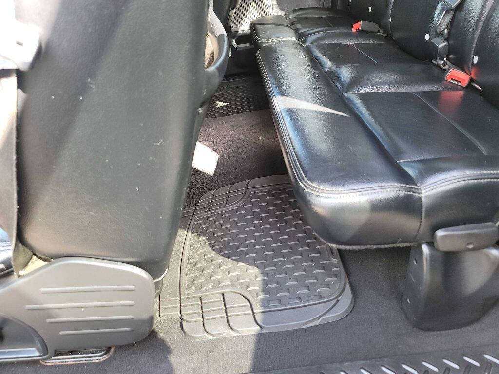 2004 Ford F-150 35