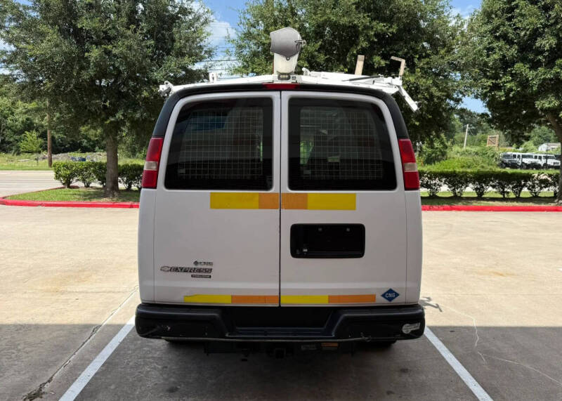 2013 Chevrolet Express 2500
