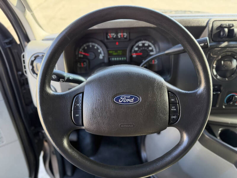 2019 Ford E-Series E-350 SD