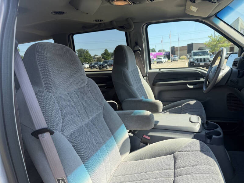 2001 Ford Excursion XLT