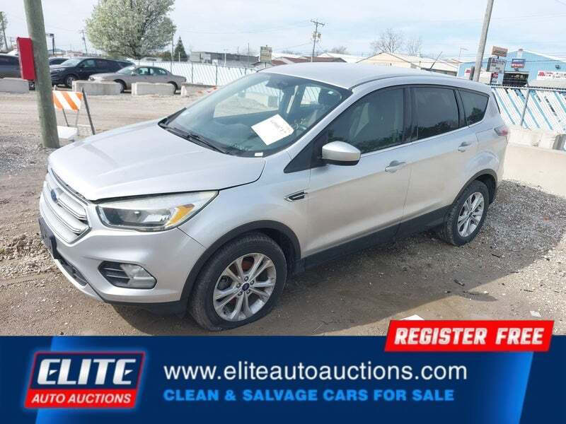 2017 Ford Escape SE
