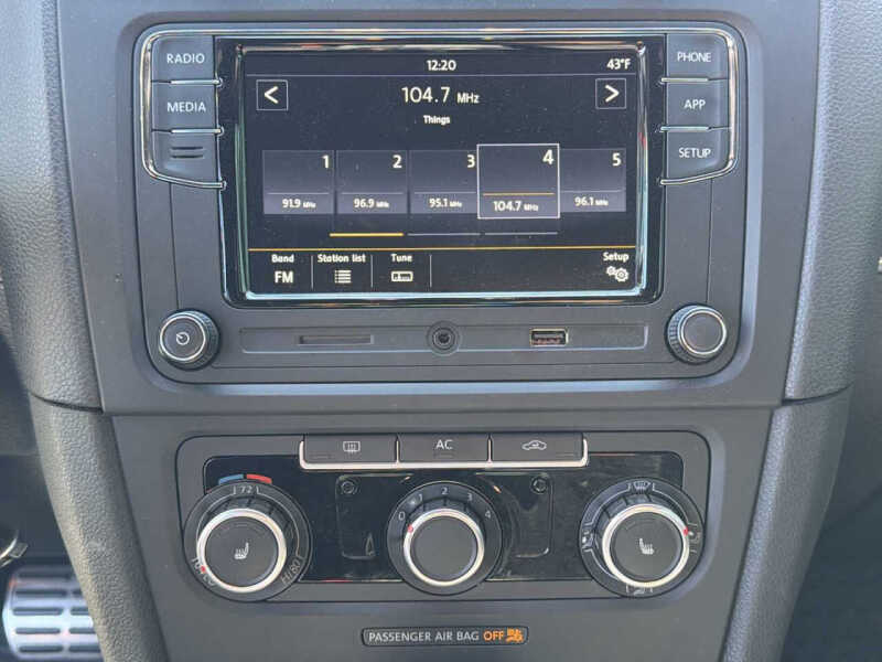 2010 Volkswagen GTI Base PZEV