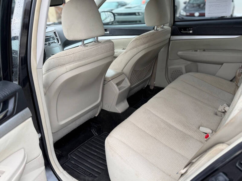 2011 Subaru Outback 2.5i Premium