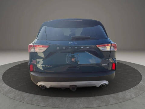 2020 Ford Escape Titanium