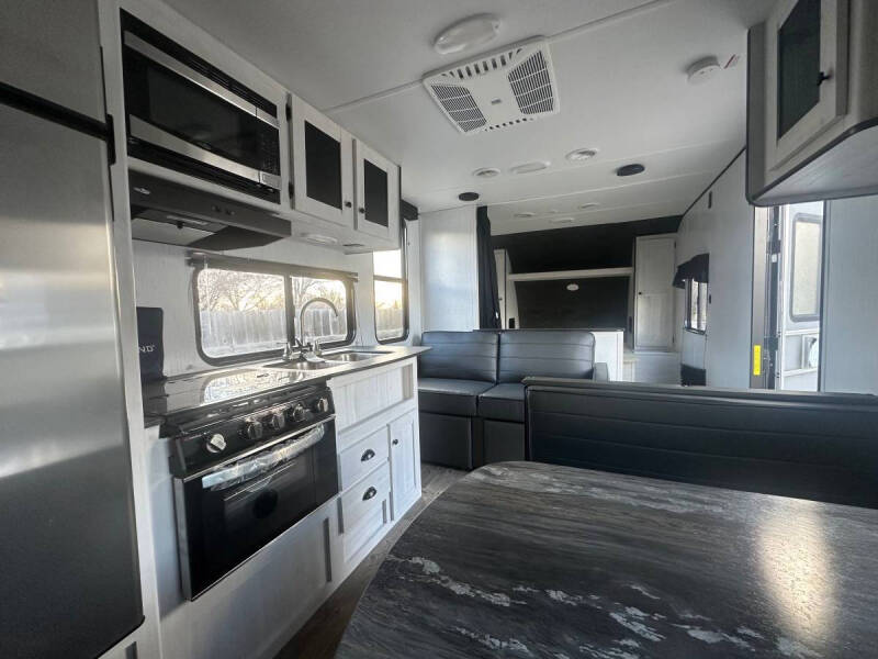 2023 Heartland Trail Runner 251BH