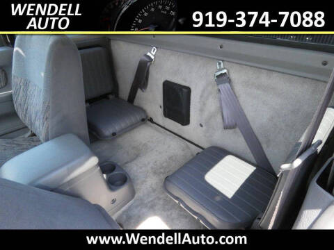 1999 Nissan Frontier SE