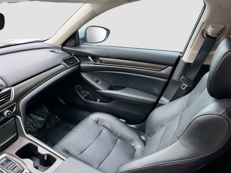 2021 Honda Accord Hybrid Touring