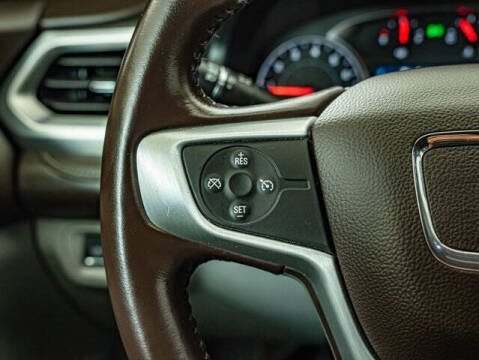 2020 GMC Acadia SLT