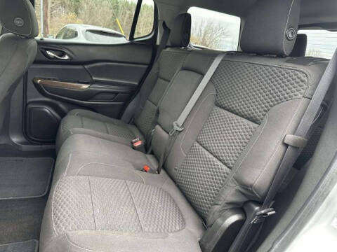 2017 GMC Acadia SLE-2