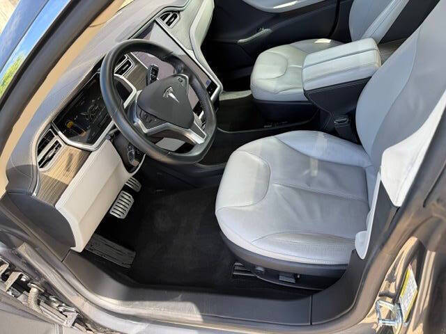 2014 Tesla Model S P85