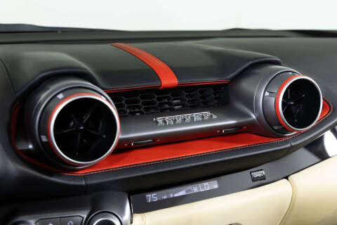 2021 Ferrari 812 GTS