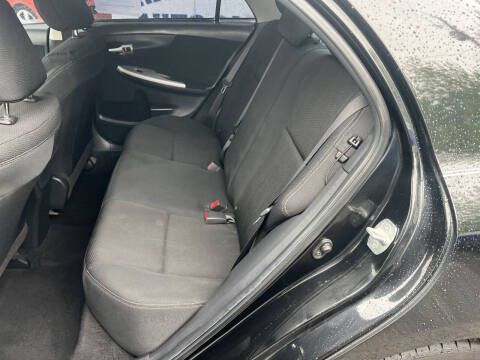 2012 Toyota Corolla LE