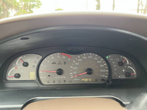 2001 Toyota Sequoia SR5